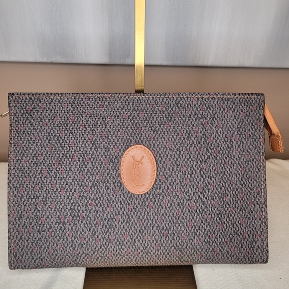 Yves Saint Laurent Gray and Pink Women's Clutch - Picture 1 of 13